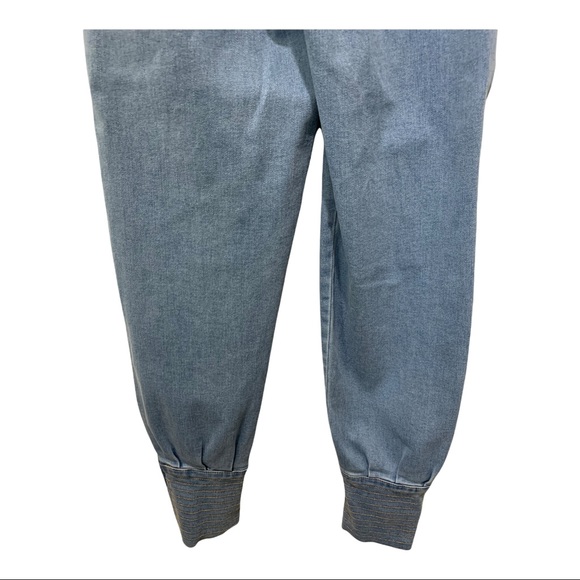 AKIRA HIGH WAISTED WIDE ELASTIC BUTTON UP ZIP FLY LIGHT WASH BALLOON JEANS - Picture 14 of 16